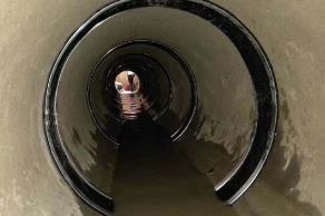 清苑高压清洗管道公司分享下非开挖管道修复技术