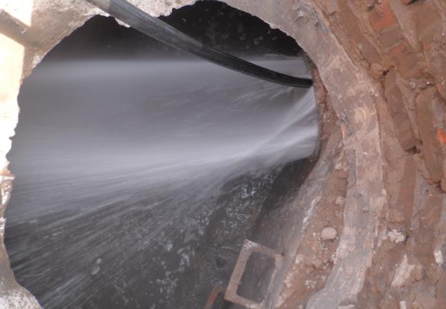 清苑抽化粪池公司为您专业解答下管道清淤的知识